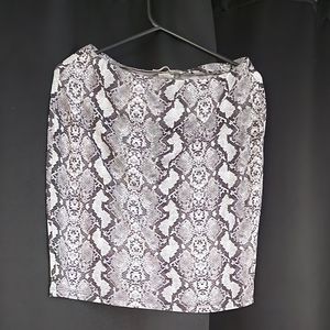 Wild Love Women's Tight Fitting Short Snake Print Skirt. Size L Gently Used